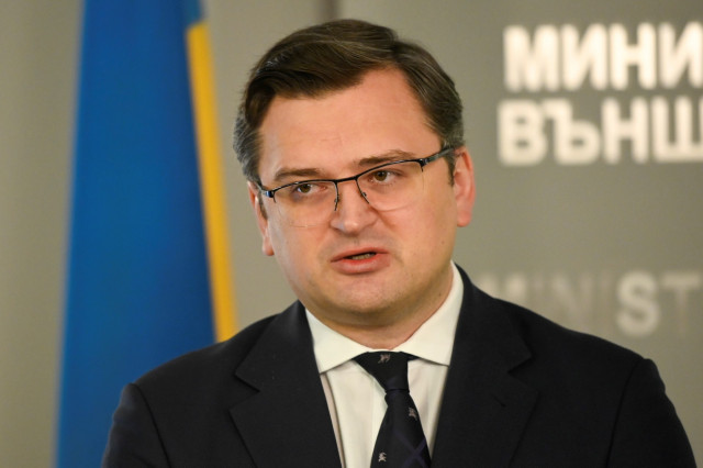 Ukraine FM asks China to be security guarantor: interview