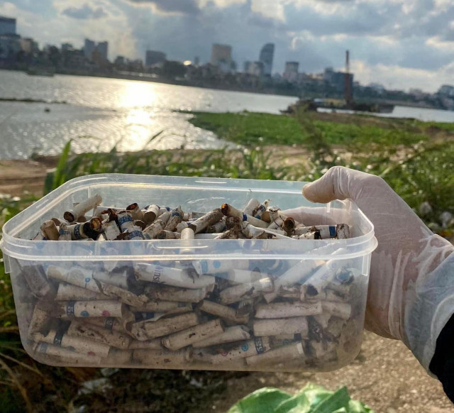 Youth Group Runs Cigarette-Butt Collection Campaign along the Chaktomuk River