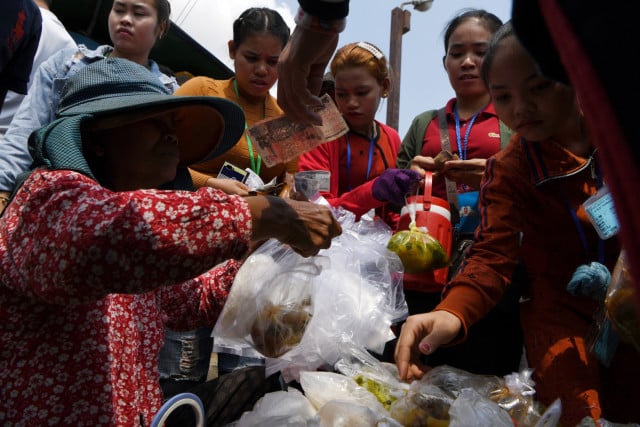 Cambodia Approves Draft Law on Food Safety