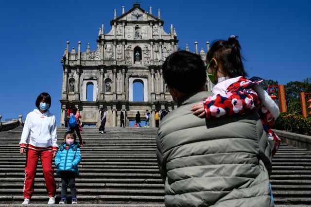 Macau extends Covid shutdown, including for casinos