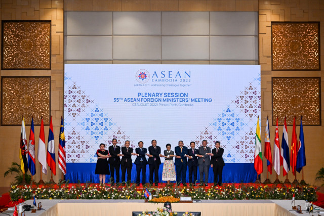 Ease Taiwan Strait Tension: Cambodia and ASEAN