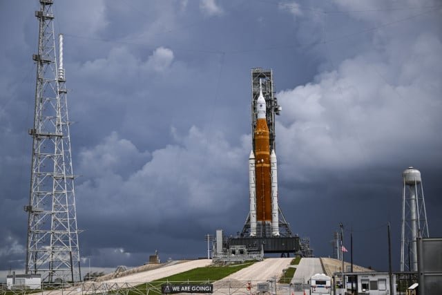 NASA Moon launch to attract up to 400,000 visitors