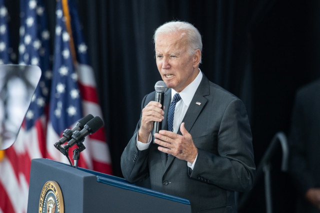 Biden seeks to avert economically damaging US train strike