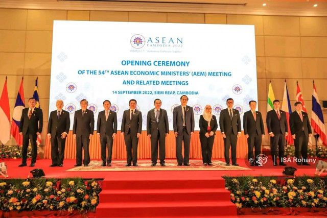 PM Backs Establishment of ASEAN Green Deal