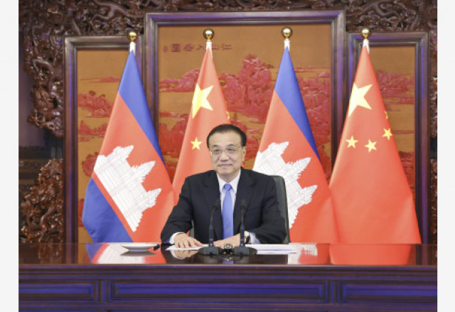 Chinese premier calls for stronger China-Cambodia friendship, closer East Asian cooperation