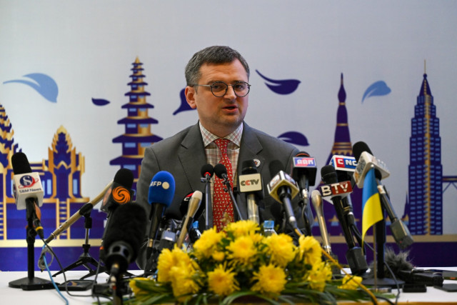 Ukraine foreign minister says 'war goes on' after Kherson success 