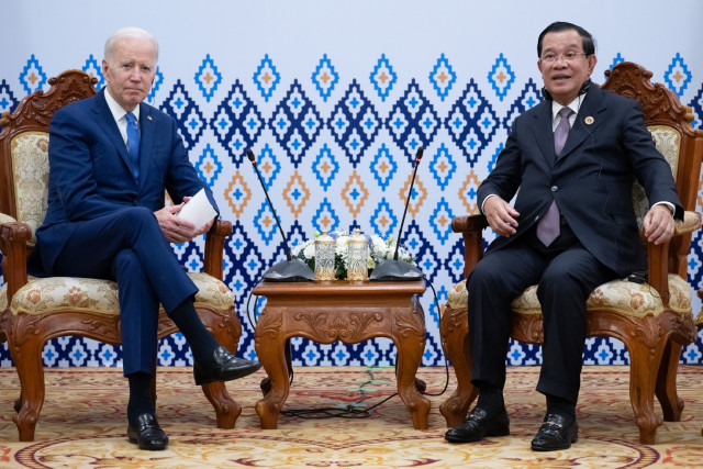 Prime Minister Hun Sen and US President Joe Biden Meet on the Sidelines of the ASEAN Summit