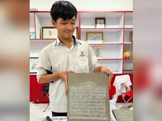  Students Learn Stone Inscription to Better Appreciate Those Left by their Khmer Ancestors 