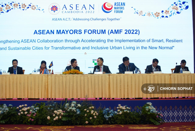 ASEAN City Chiefs Tackle Growing Pains