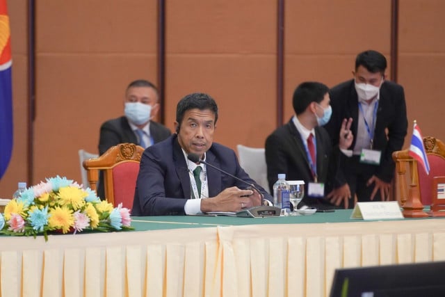 Phnom Penh Wins Bangkok Governor’s Praise