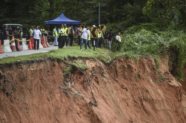 Malaysia landslide death toll rises to 23