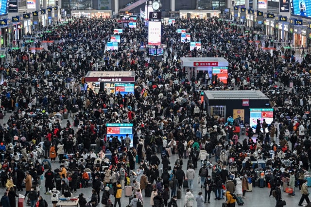 'We can't wait!': Jubilant Chinese head home for Lunar New Year