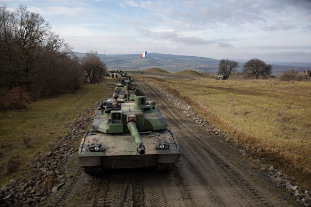 Poland ups pressure to send German-made tanks to Ukraine