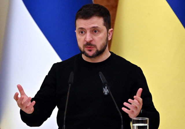 Ukraine dismisses key officials in anti-graft purge