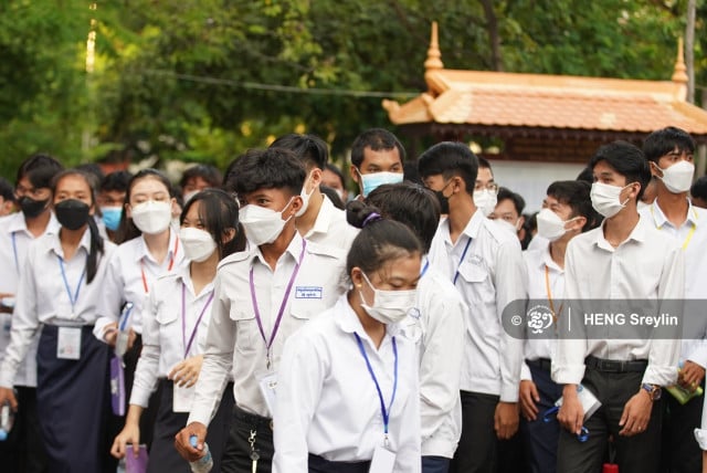 Why are Cambodian Students not Having Good Grades in English on the BAC II Exam?