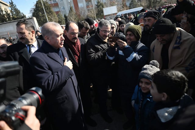 Turkish leader admits 'shortcomings' as quake toll tops 15,000