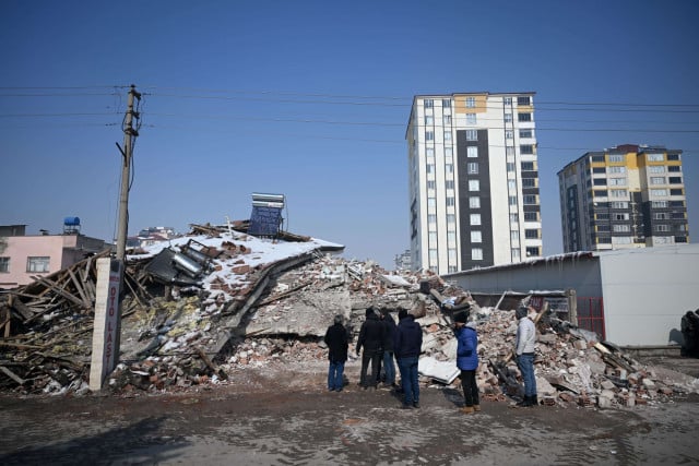 Race to identify Turkey quake victims