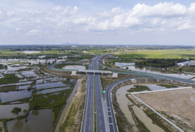 Sihanoukville Expressway Pulls in $11 Million