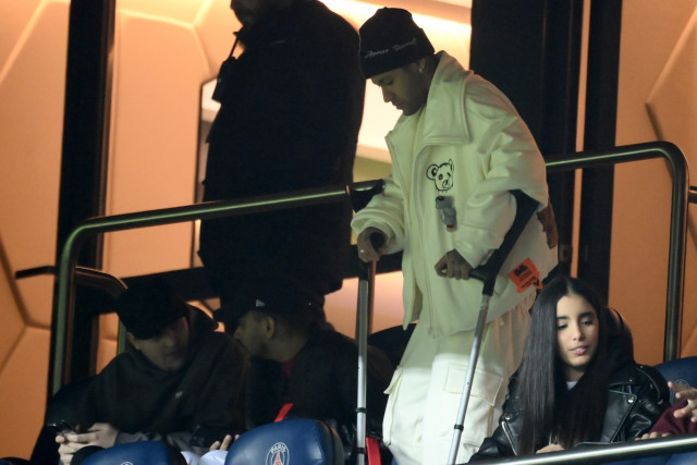 Neymar 'happy' but return uncertain after surgery: PSG