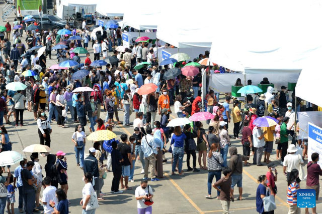 Thailand Holds Early Voting Ahead of Parliamentary Election