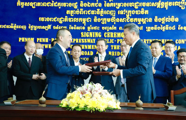 Cambodia Signs Contract with Chinese Firm to Build 2nd Expressway