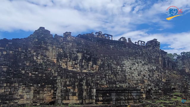 Baphuon: Why does this Hindu Temple Have an Image of Buddha?