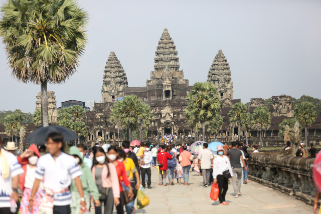 Cambodia Receives Nearly 1.3 mln Foreign Tourists in Q1, up 7 Fold: Report