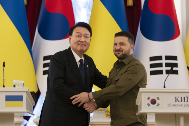 South Korea to Expand Support for Ukraine as President Yoon Suk Yeol Makes a Surprise Visit