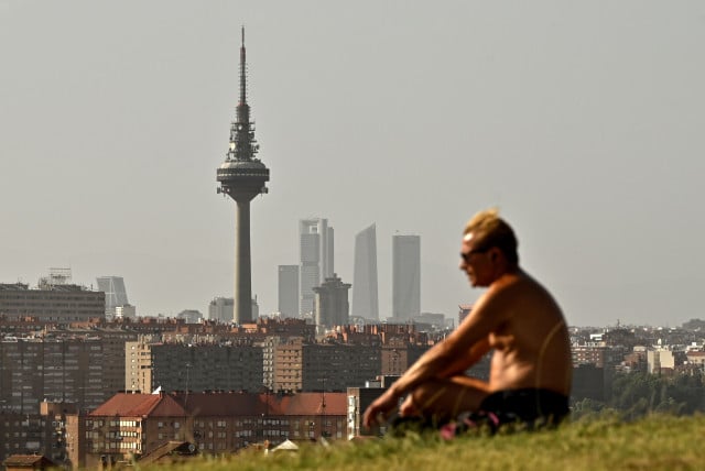 Greece facing 40C weekend while record US heat wave set to expand