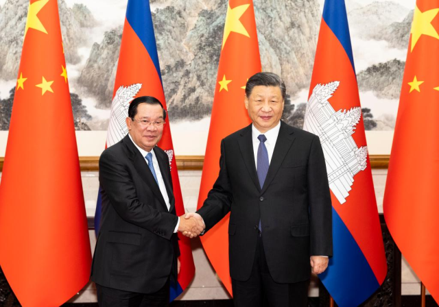 Xi Extends Congratulations to Cambodia's Hun Sen on Election Victory