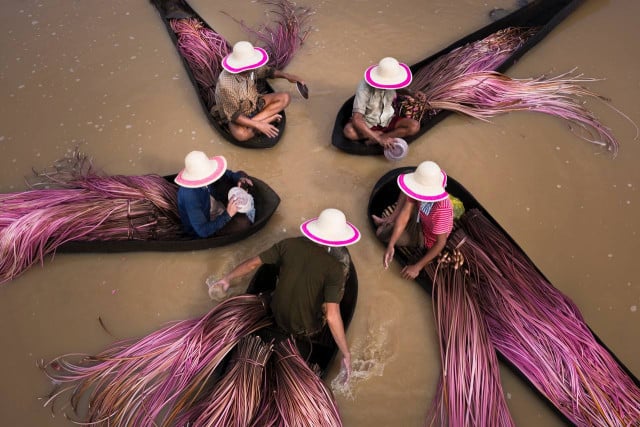 “Beyond the Eyes,” a Photographer Shows Simple Moments of Life