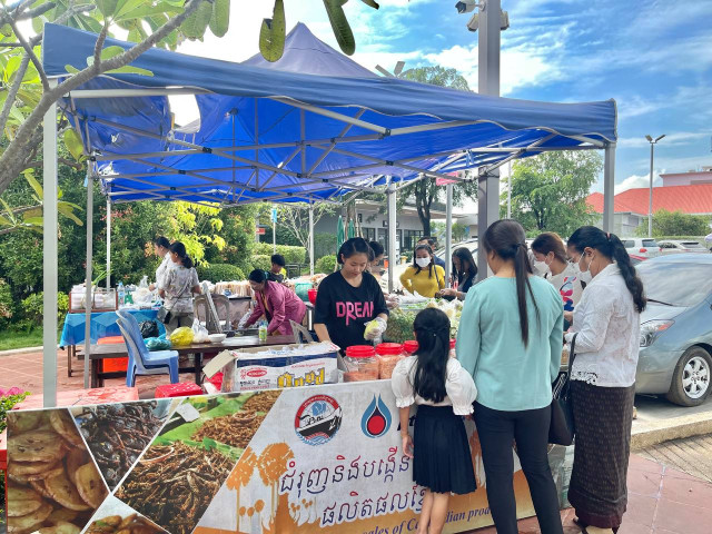 Free Booths to Showcase Khmer-Made Products at Gas Stations 
