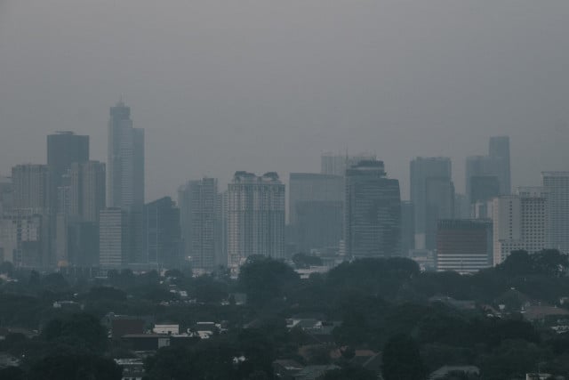 Indonesia Halves Output at Coal Power Alant as Pollution Spikes