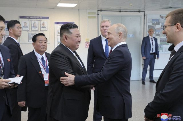 Russia's Putin Accepts Kim's Invitation to Visit N. Korea