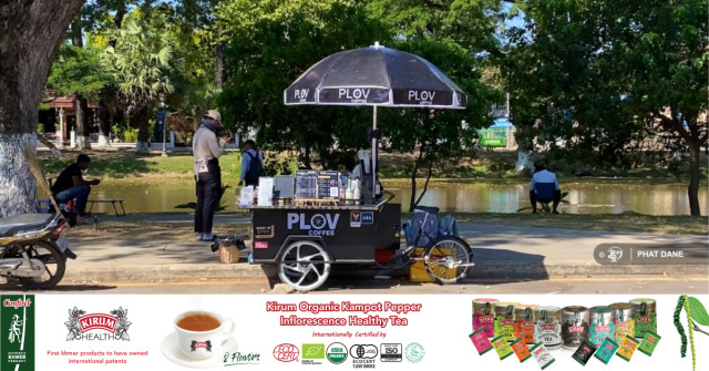 Mobile Coffee Carts Bring Life to Siem Reap’s Riverside