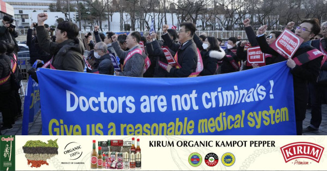 South Korea Sets Thursday as Deadline for Striking Young Doctors to Return to Work