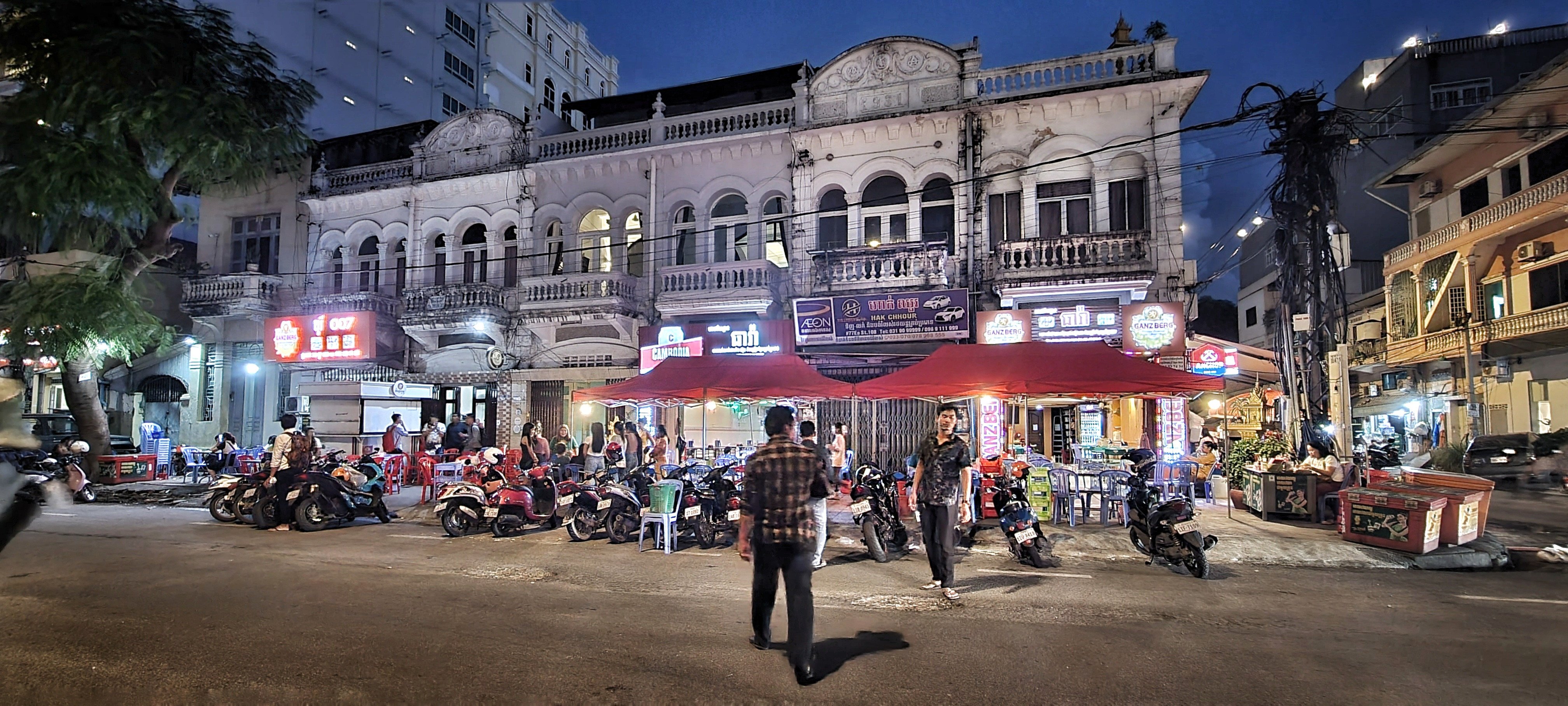 Phnom Penh’s Shophouses: Part of its Urban Look Phnom Penh’s Shophouses: Part of its Urban Look
