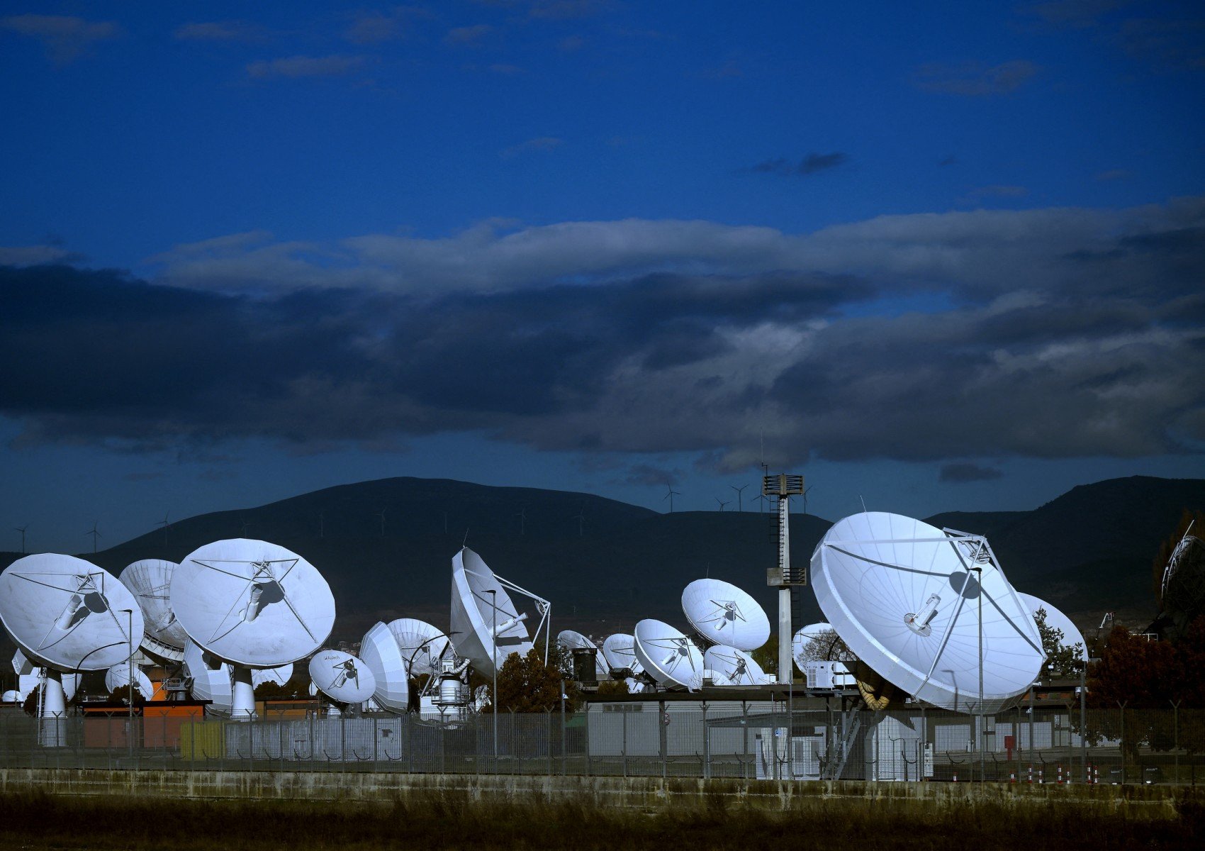 Italy Offers Lessons on Space and Aerospace Italy Offers Lessons on Space and Aerospace