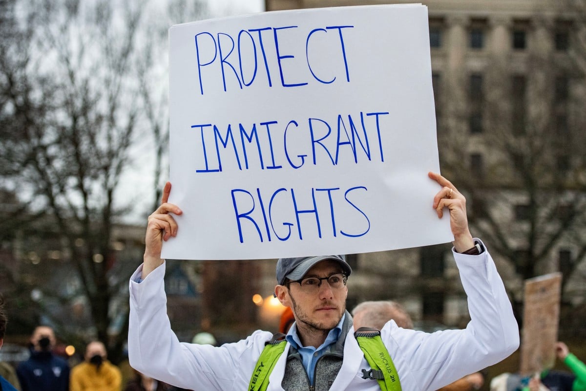 Trump Veers towards Courts Clash over Migrant Flights Trump Veers towards Courts Clash over Migrant Flights