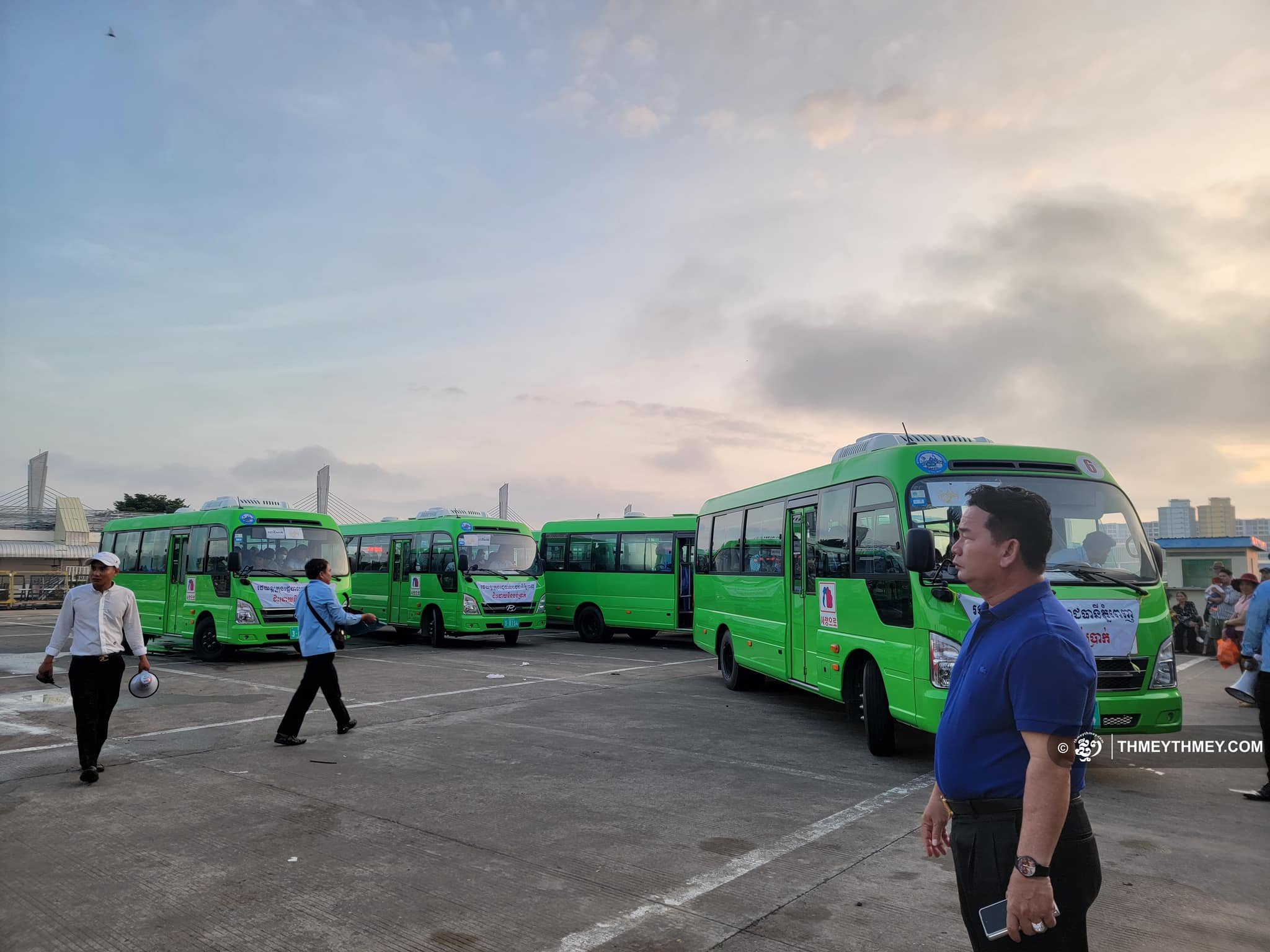Extra Buses Set for Khmer New Year Extra Buses Set for Khmer New Year