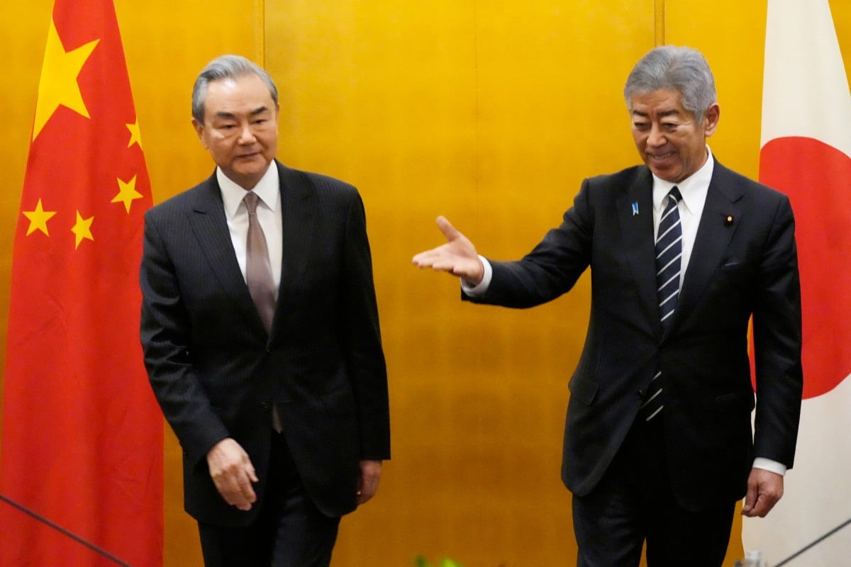 Japan, China in New Spat after Three-way Talks Japan, China in New Spat after Three-way Talks