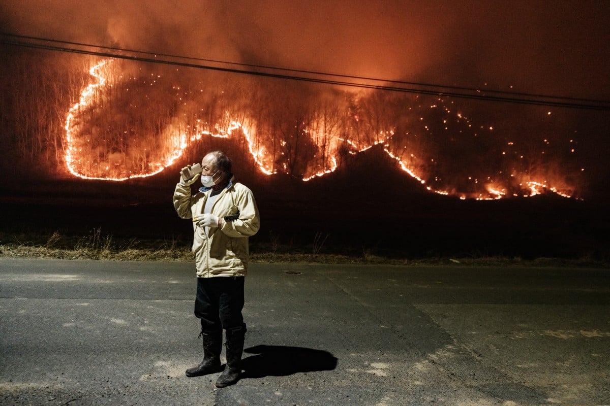 South Korea Struggles to Contain Deadly Wildfires South Korea Struggles to Contain Deadly Wildfires