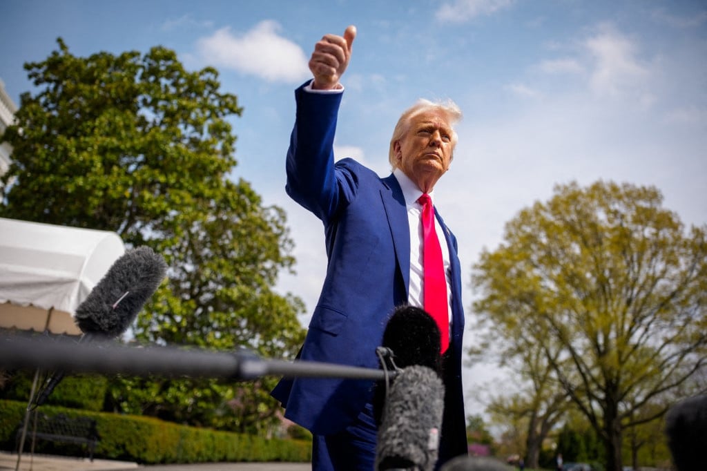 Trump unveils first 5 million gold card visa cambodianess