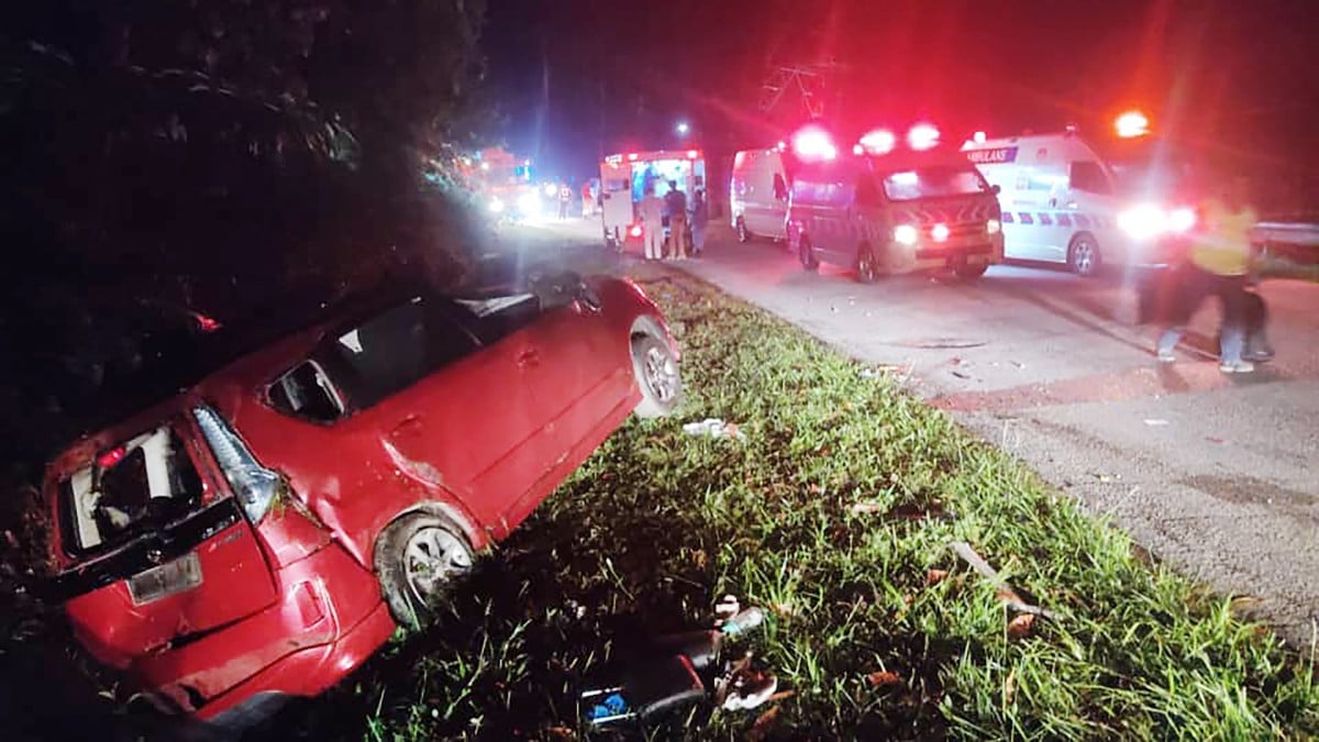 At Least 15 Dead in Malaysia Bus Accident At Least 15 Dead in Malaysia Bus Accident